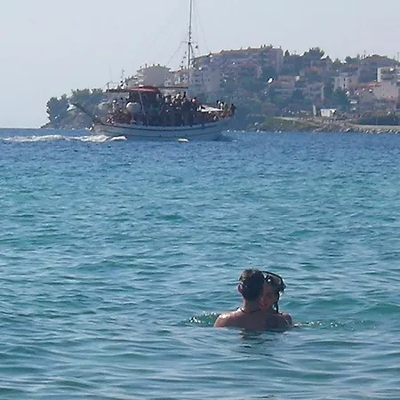 In Bb - Welcome To Petunia, In Neos-marmaras,xalkidiki ,greece, Double 5 Gæstehus *
